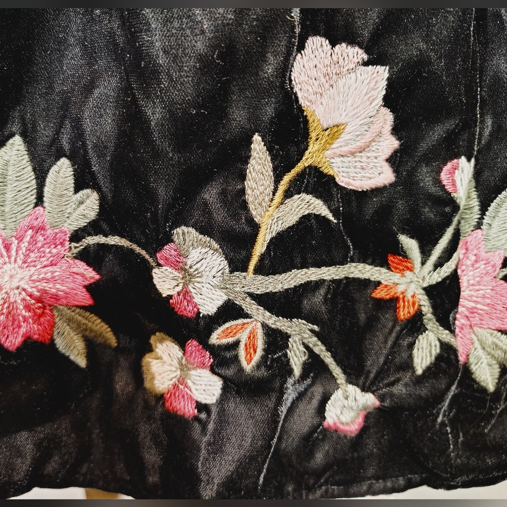 a.n.a TAG Rose Dress, Long Sleeve, Dress, Black, Floral Embroidery/Pleats, XS - Picture 6 of 16